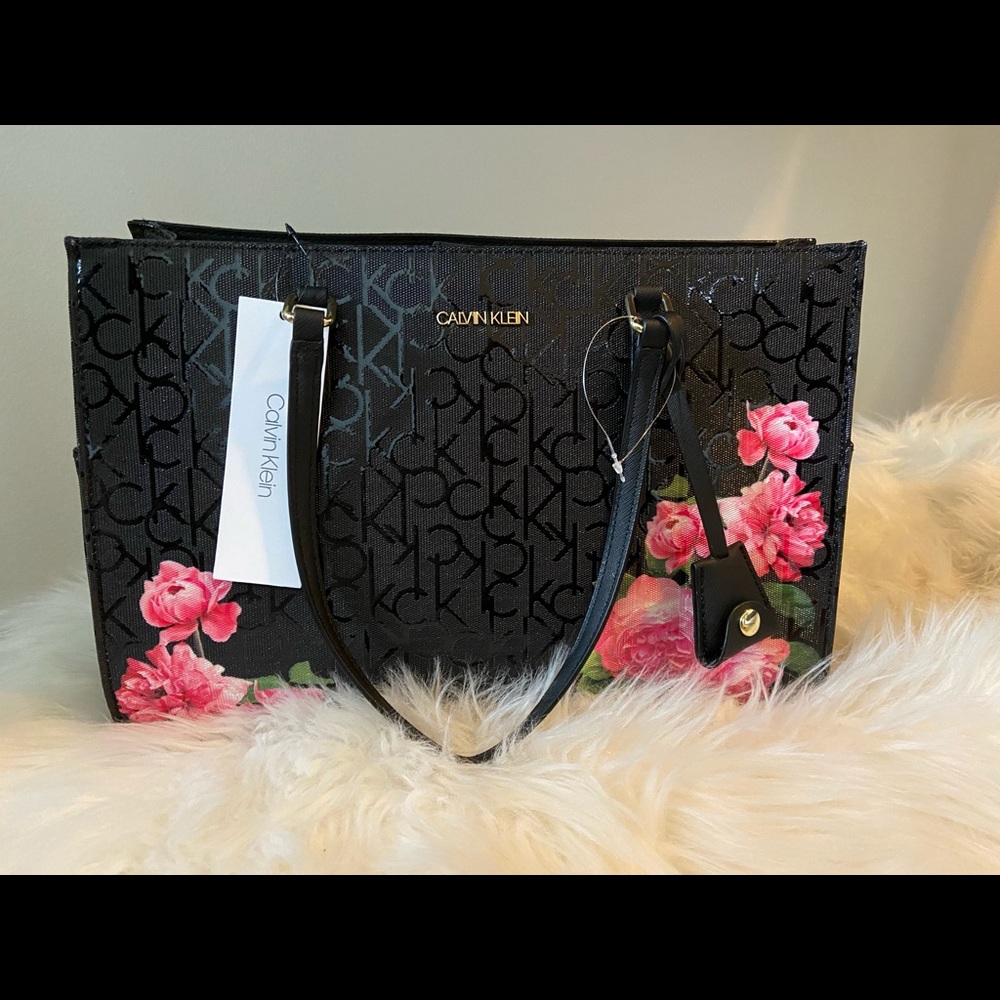 Calvin Klein NWT Peony Floral Handbag H7DDJ6YQ
